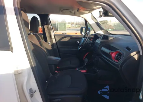 2018 Jeep Renegade Trailhawk 4X4 from USA, damaged, VIN ZACCJBCB1JPH55768